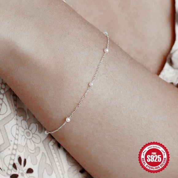 ✨Dainty Pearl Bracelet - Picture 8 of 9